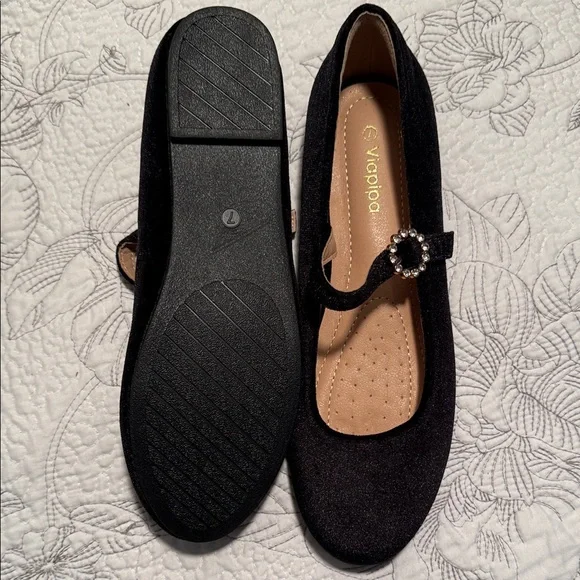 Viapipa Black Mary Jane Flats - Picture 2 of 8